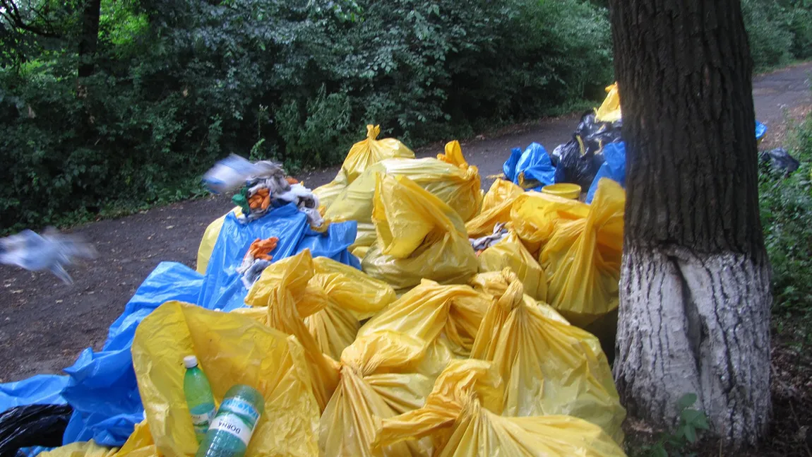 Peste 700 de deţinuţi, voluntari eco, în cadrul campaniei de curăţenie 