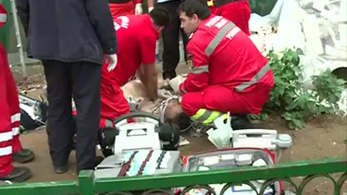 Accident în Rahova. Un muncitor a murit după ce a căzut de la etajul 4 VIDEO
