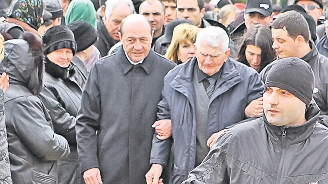 Traian Băsescu şi-a adus socrul în Bucureşti
