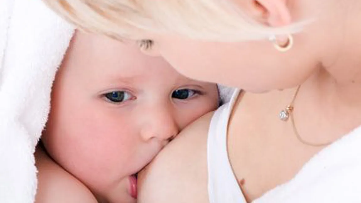 Laptele matern protejează bebeluşii de virusul HIV