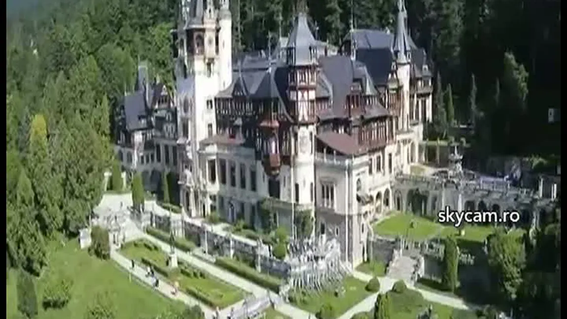 Imagini spectaculoase. Castelul Peleş, văzut de sus VIDEO