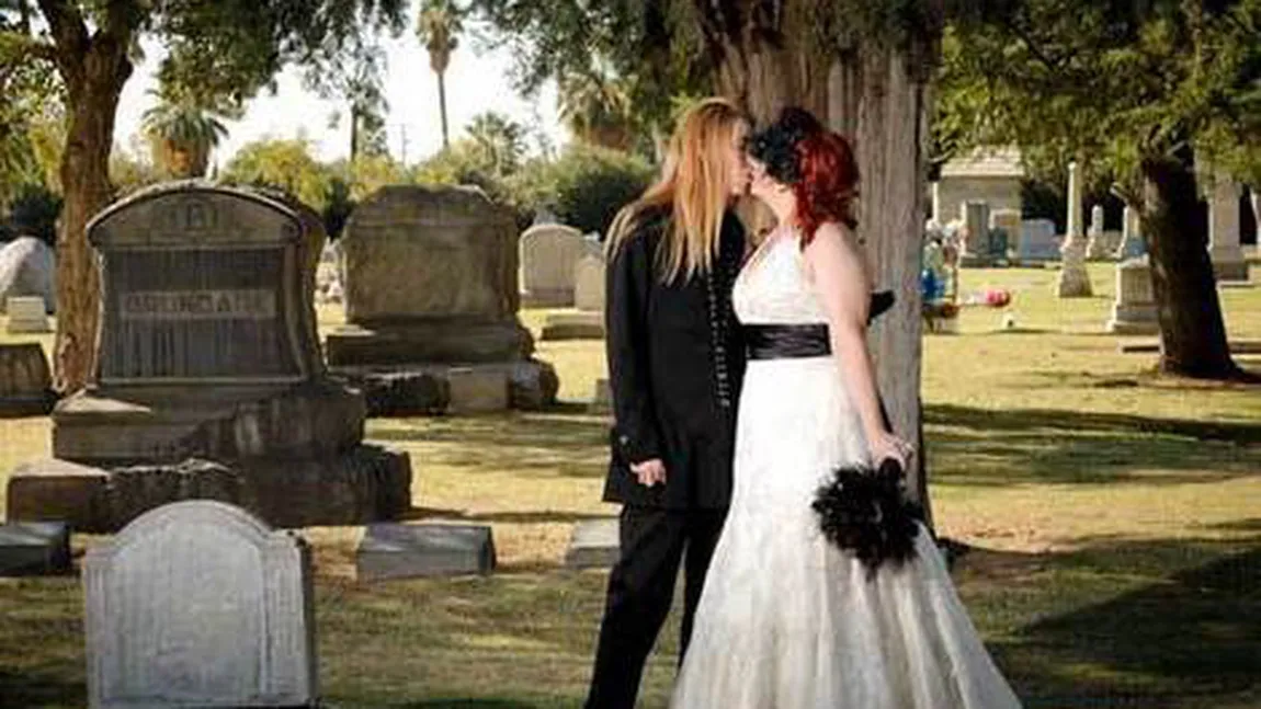 Nuntă în cimitir