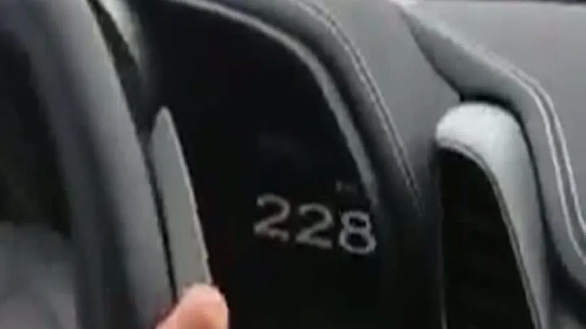 Inconştienţă la volan: Filmat când gonea cu 230 km/h pe centura Craiovei VIDEO