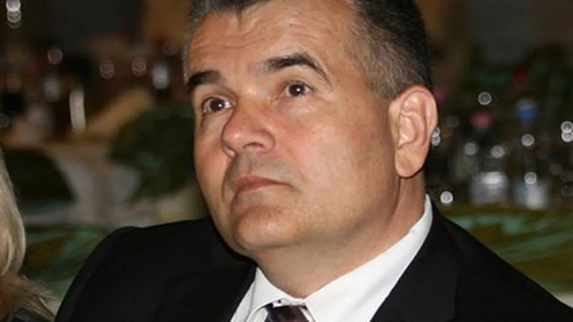Medicii nu vor mai oferi informaţii despre starea lui Adrian Năstase