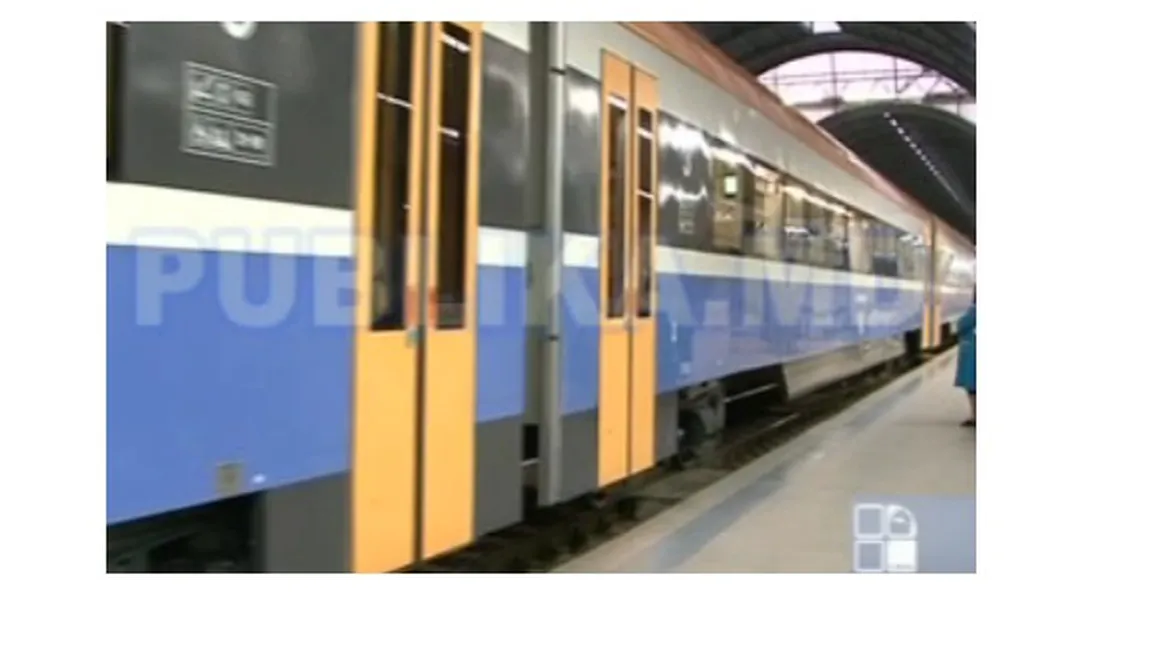 Primul tren european a ajuns la Chişinău. Garnitura a fost renovată în România VIDEO