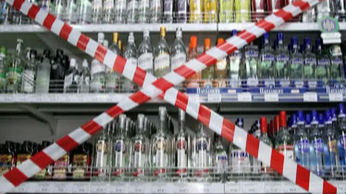 Război total beţivilor! Putin nu mai vrea să vadă nicio reclamă la alcool