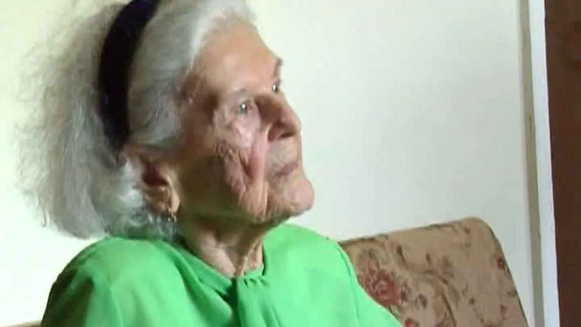 Are 102 ani, vorbeşte patru limbi străine, cântă zilnic la pian şi a fost Miss Braşov 1928 VIDEO