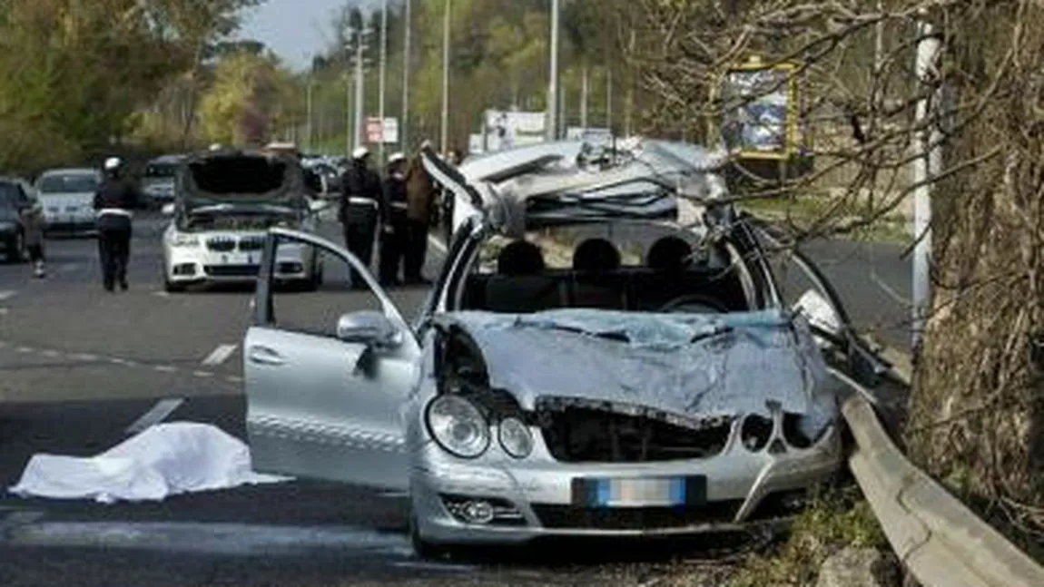 Patru români au murit într-un accident în Italia
