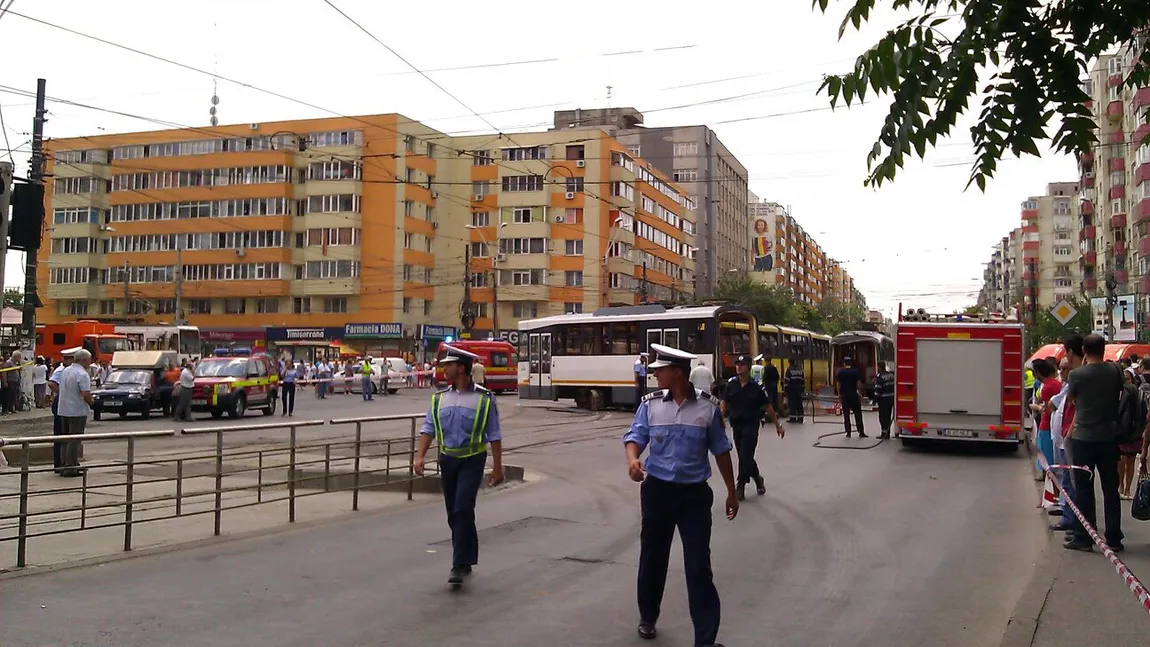 Două tramvaie s-au ciocnit în zona Sebastian. Primele imagini de la ACCIDENTUL DIN RAHOVA VIDEO