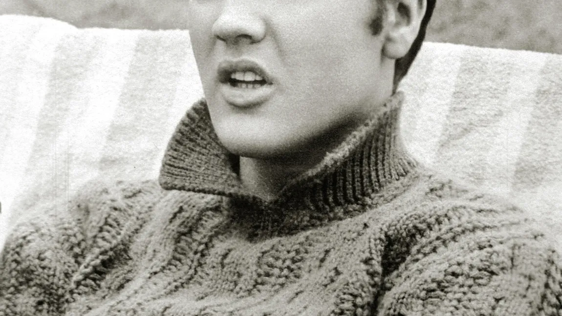 Fanii comemorează, la Graceland, 35 de ani de la moartea cântăreţului Elvis Presley