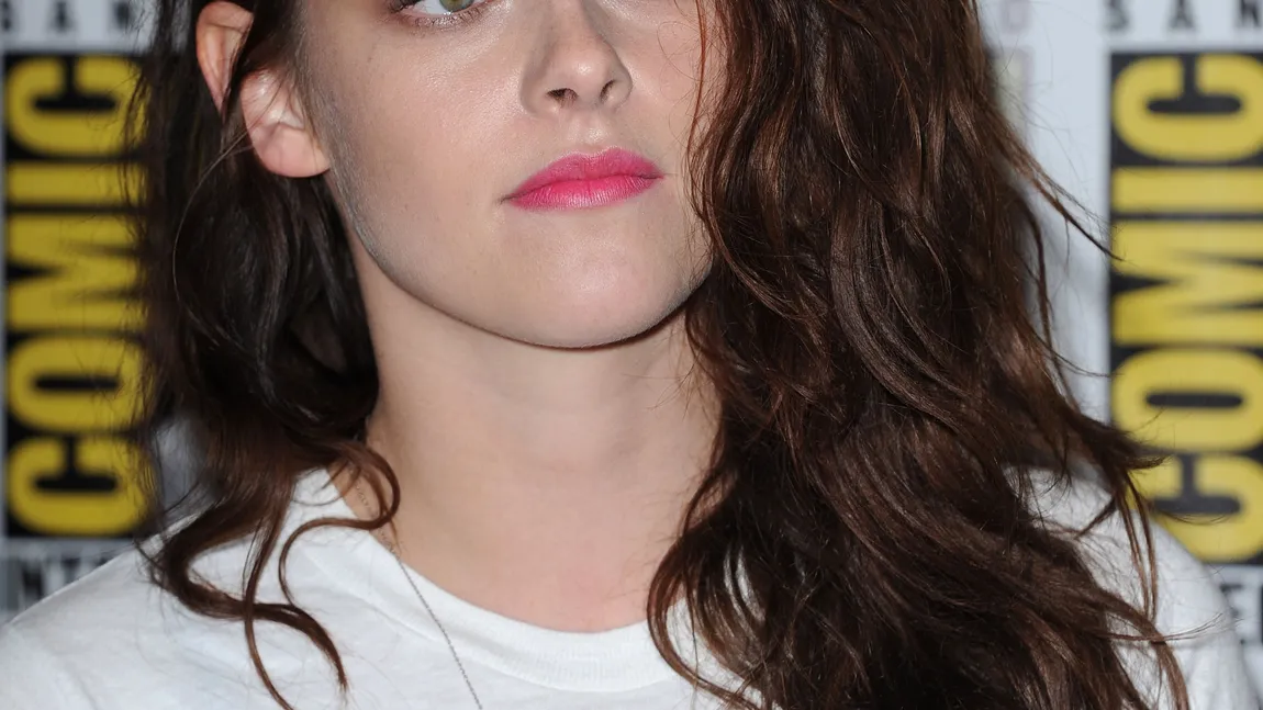 Gestul disperat al lui Kristen Stewart prin care îl imploră pe Pattinson să se întoarcă la ea FOTO
