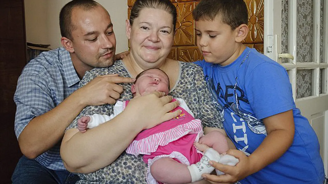 Un bebeluş gigantic s-a născut în Ungaria