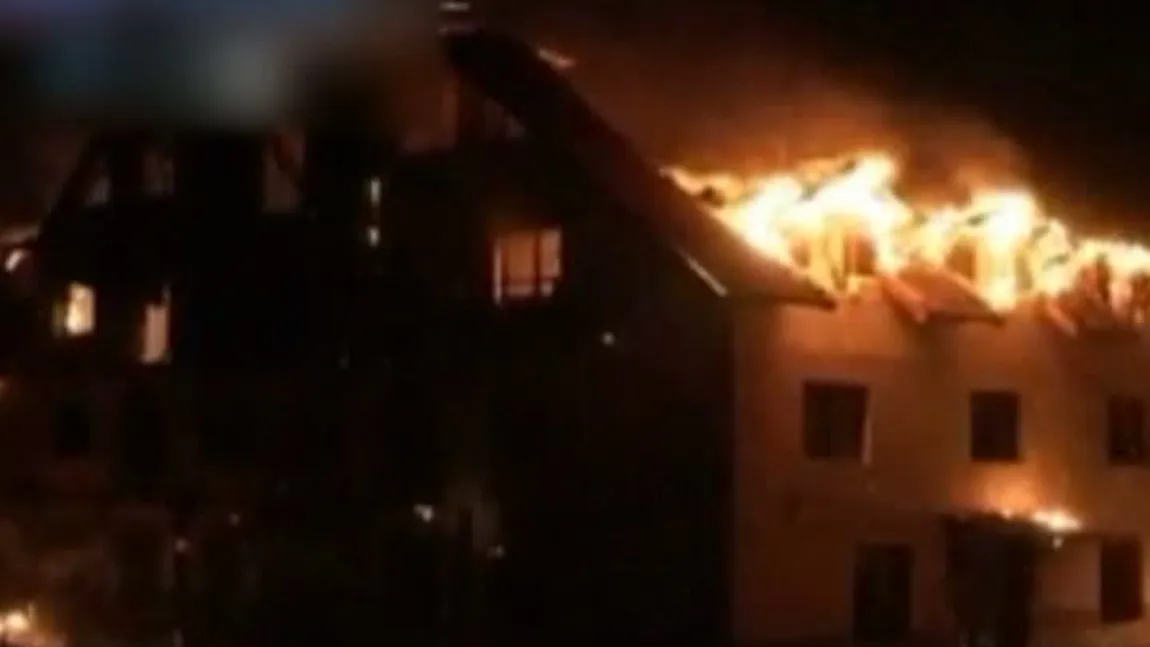 Incendiu devastator la un hotel de pe Muntele Mic VIDEO