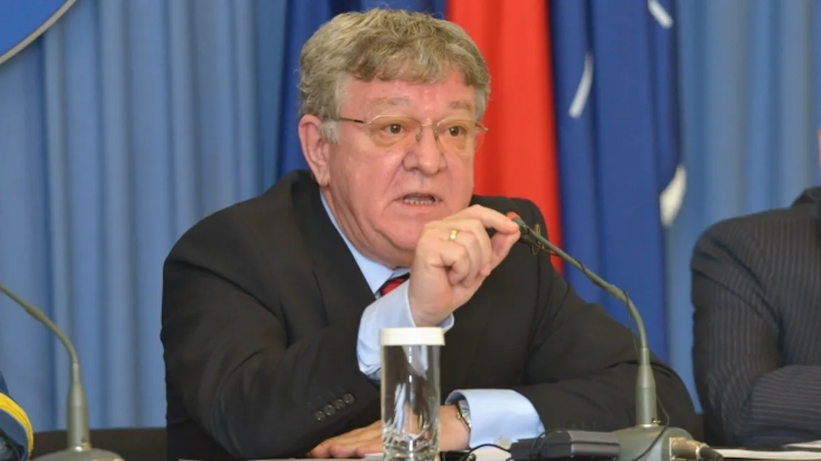 Ce acuzaţii îi aduce DNA ex-ministrului Corneliu Dobriţoiu, pus sub urmărire penală