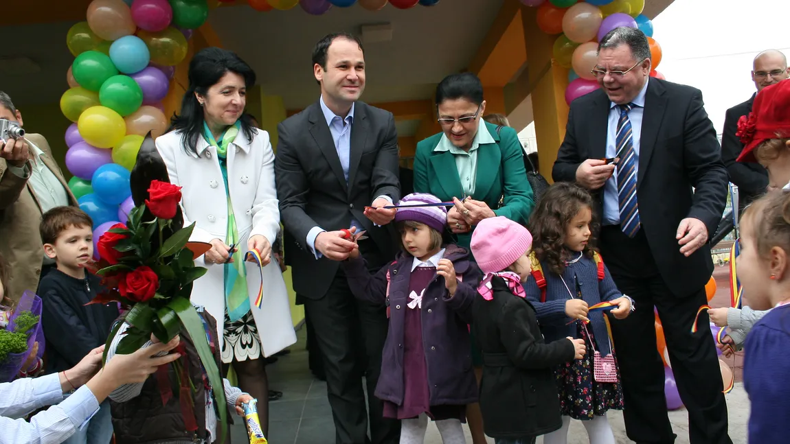 Grădiniţă inaugurată de primarul Robert Sorin Negoiţă