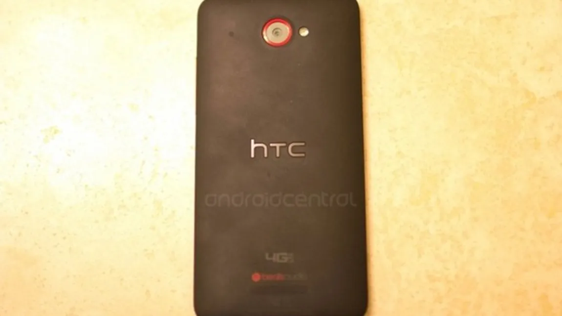HTC pregăteşte un phoneblet de 5 inci – vine sub multe denumiri