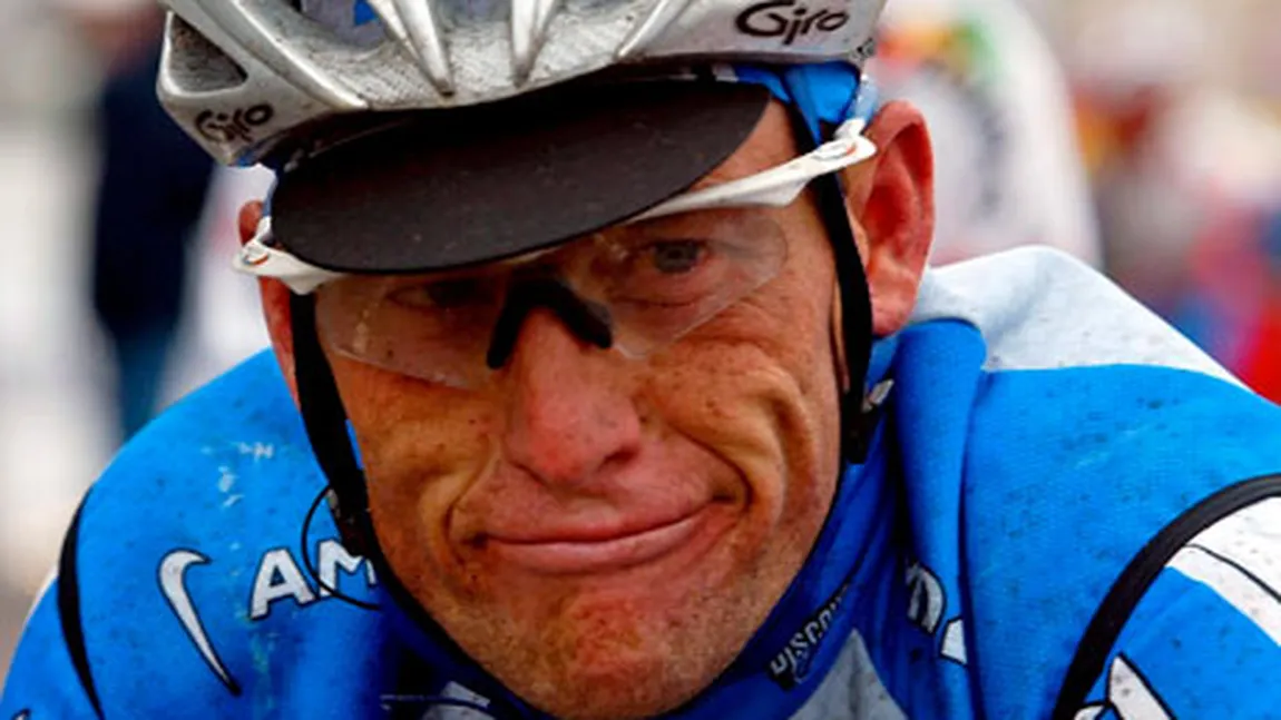 Lance Armstrong a mai primit o lovitură. Fostul ciclist a abandonat lupta împotriva cancerului