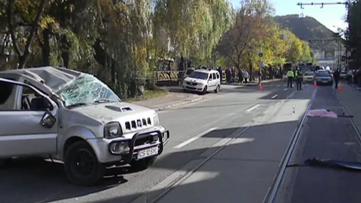 O fetiţă de cinci ani a decedat într-un accident rutier în Reşiţa VIDEO