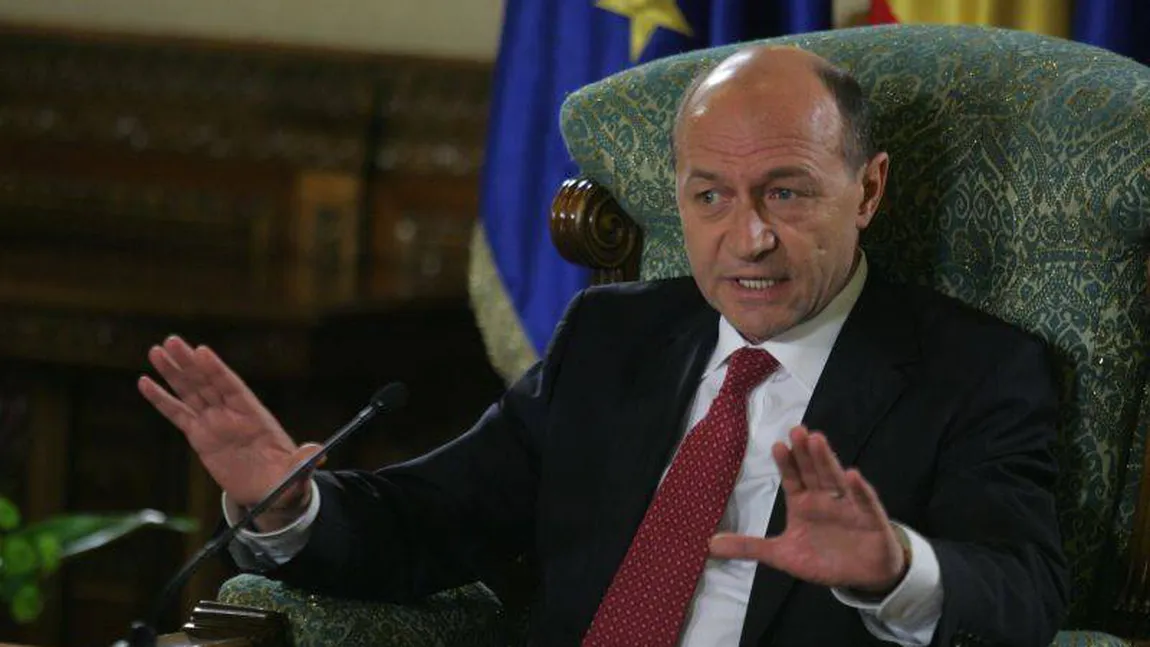 Băsescu: Partidele se întrec în gogoşi la televizor. Să vină cu un buget realist VIDEO