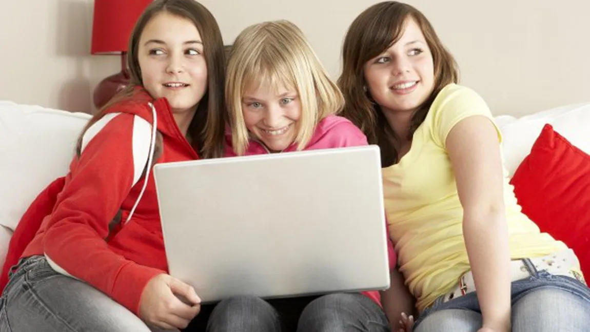 Tu ştii ce face copilul tău pe Internet? Ce pericole se ascund în spatele prieteniilor virtuale