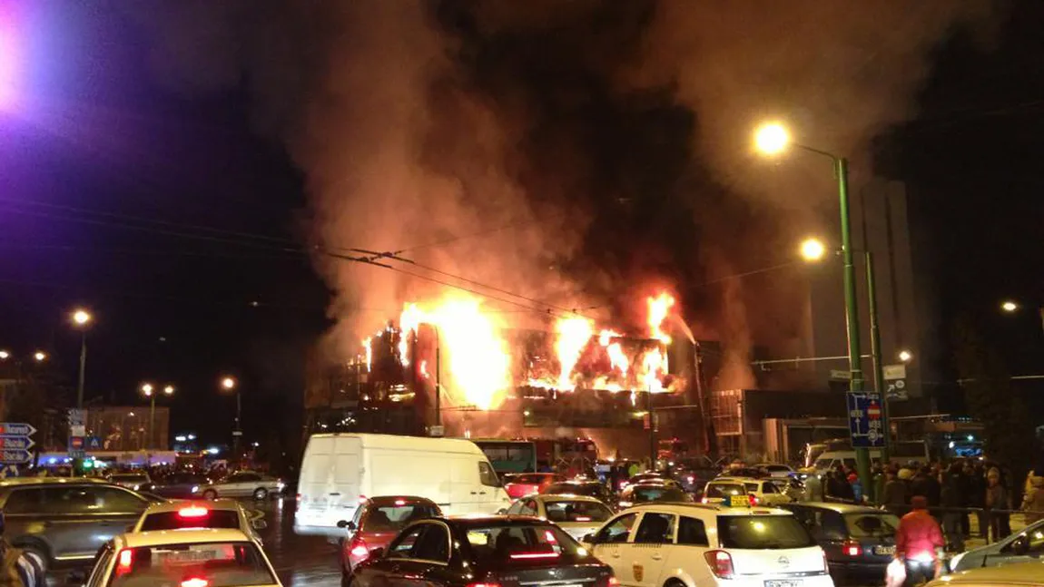Incendiu devastator în mallul 