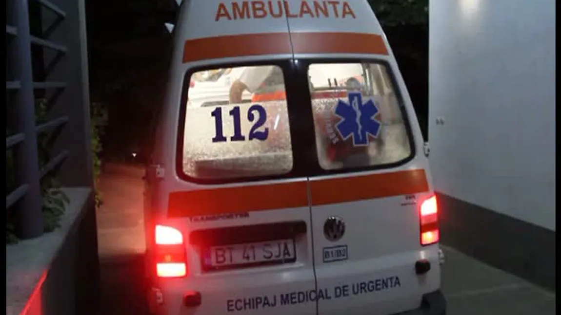 Şoferul unei ambulanţe din Vaslui a fost prins băut în timpul serviciului