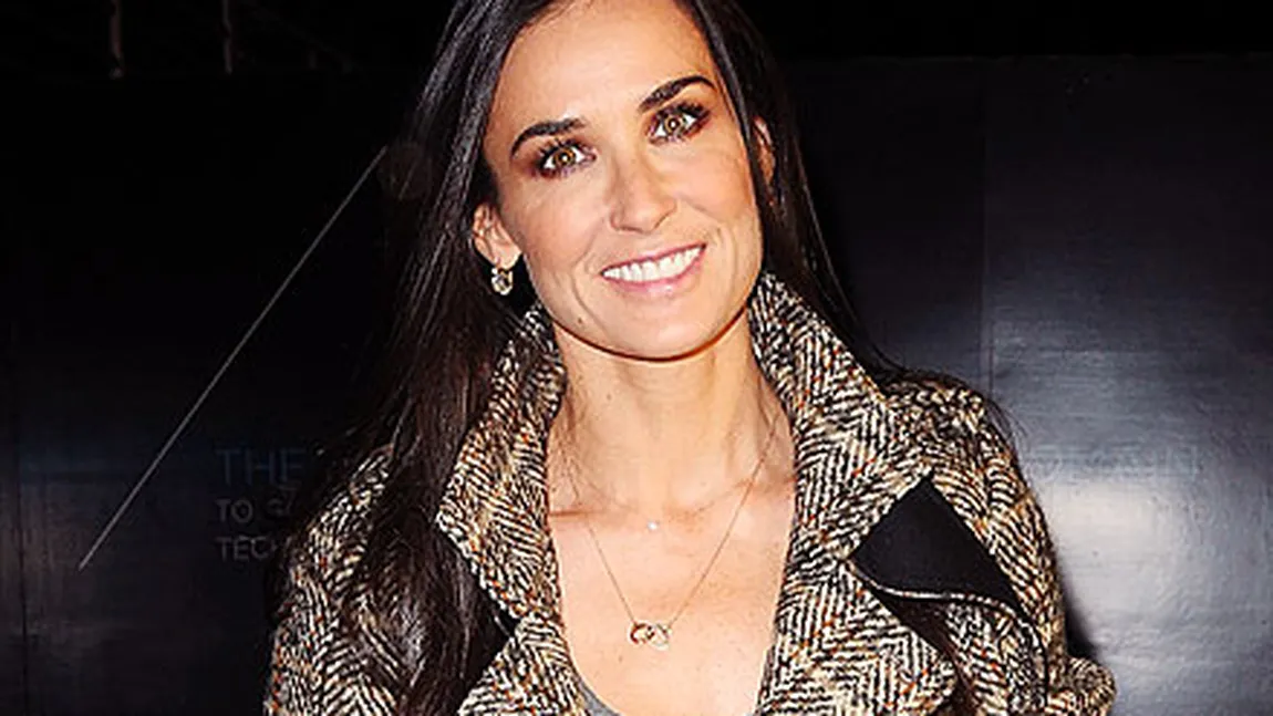 Demi Moore, cu celulita la vedere la o petrecere VEZI FOTO