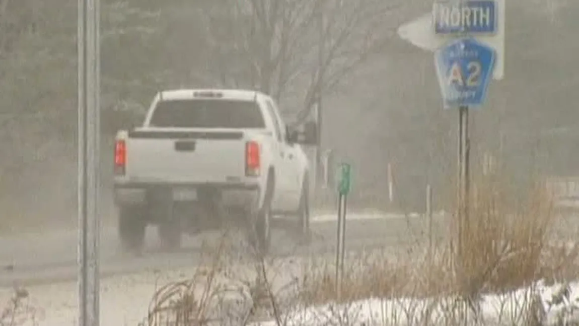 Centrul Statelor Unite a avut parte de o furtună de zăpadă spectaculoasă, dar periculoasă VIDEO