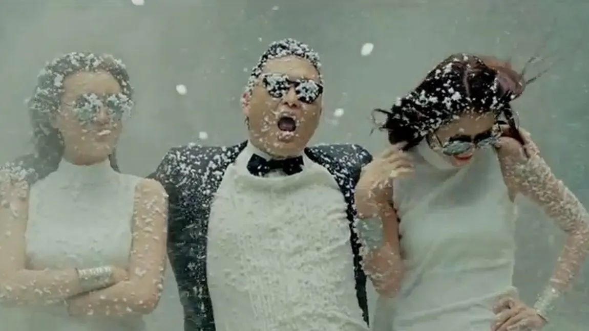 FENOMEN pe MAPAMOND. A apărut varianta de Crăciun a melodiei Gangnam Style VIDEO