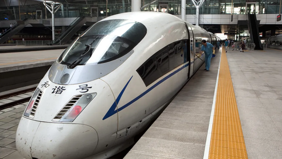 Chinezii au testat cea mai lungă linie feroviară de mare viteză din lume