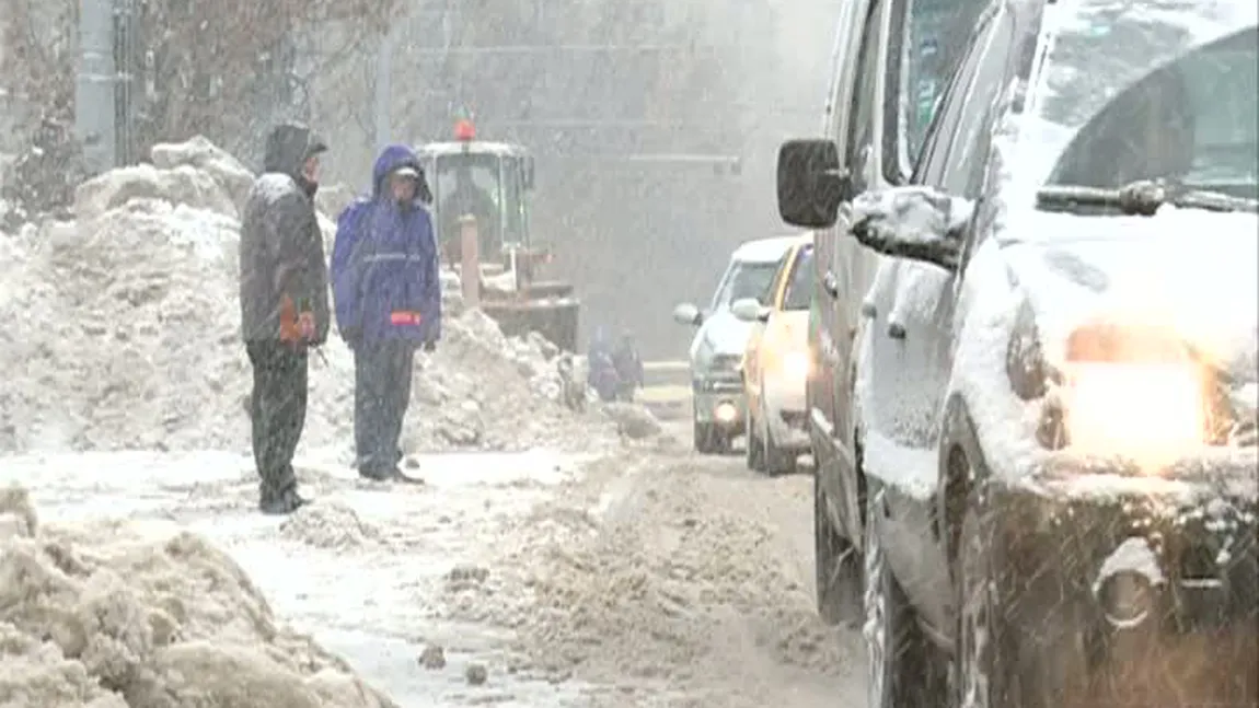 Traficul pe DN10, între Buzău şi Braşov, BLOCAT din cauza căderii de pe versant a doi bolovani