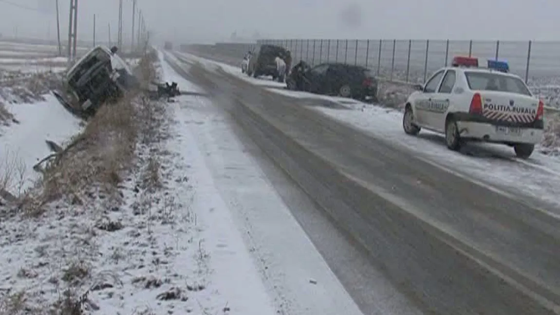 Tragedii pe şosele, din cauza vremii. Cinci persoane au murit în accidente