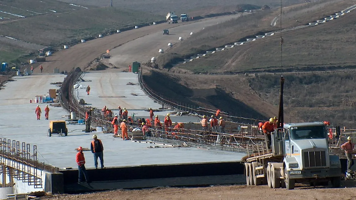 CNADNR, obligată de instanţă să continue o licitaţie pentru autostrada Comarnic-Braşov