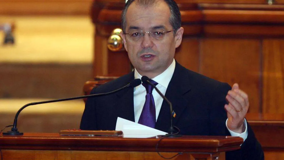 Boc: Antonescu nu are abilităţi şi competenţe pentru a conduce comisia de revizuire a Constituţiei