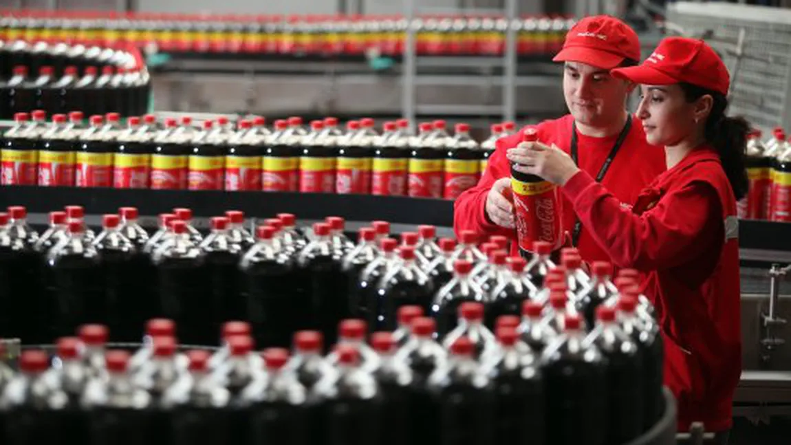 Angajări la Coca-Cola HBC în ţară. Te califici dacă ai minimum studii medii