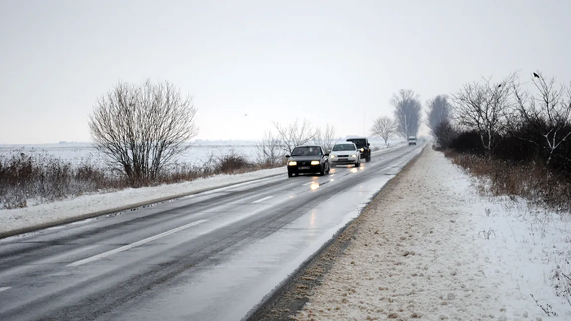 Drumuri acoperite cu zăpadă. Vezi cum se circulă pe şoselele din ţară