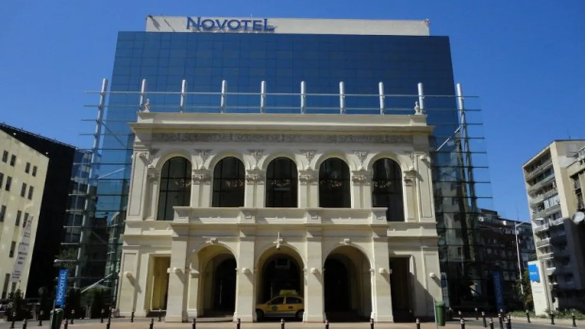 Hotelul Novotel angajează recepţioner şi bagajist. Vezi dacă te califici