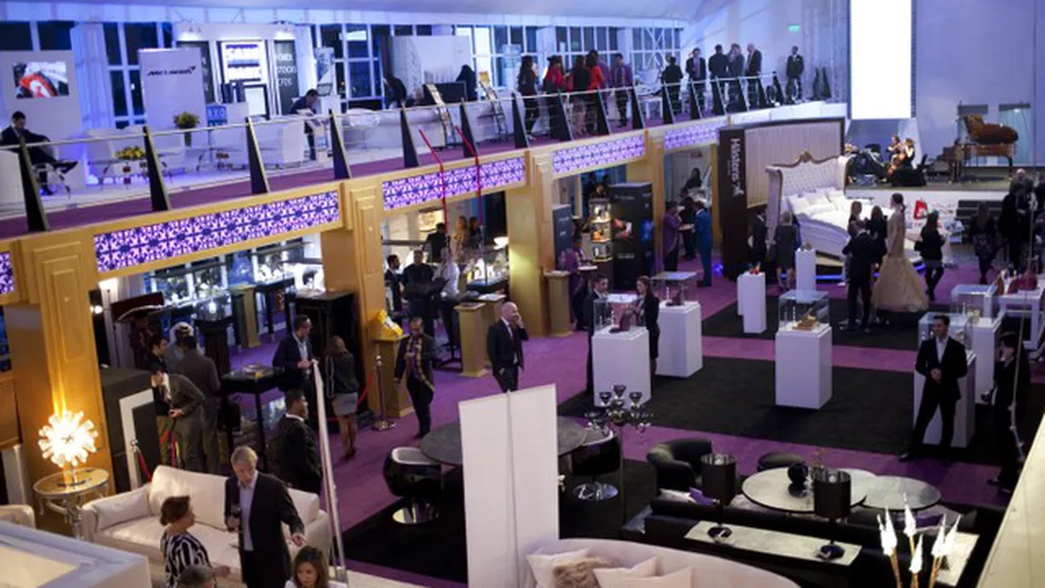 Bogaţii lumii şi-au făcut cumpărăturile la Expoziţia Luxului din Dubai VIDEO