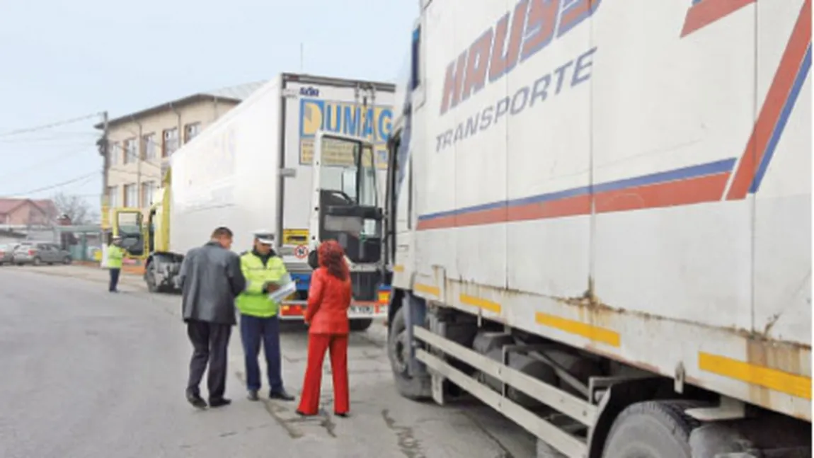 Zeci de români, şoferi de camioane, protestează în Italia