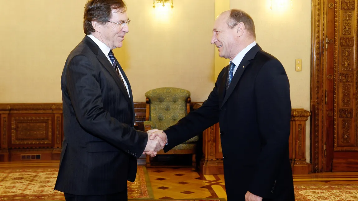 Băsescu i-a mulţumit şefului APCE pentru sprijinul din 2012 când 