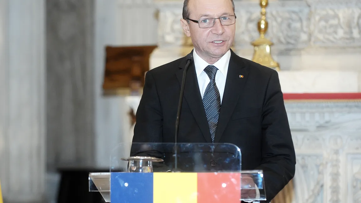 Băsescu: Ambasadele UE iau notă de limbajul dublu al liderilor USL privind spaţiul Schengen şi MCV