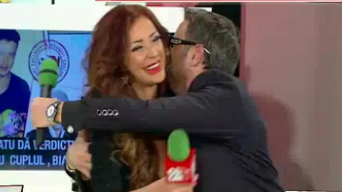Bianca Drăguşanu şi Bote s-au îmbrăţişat şi s-au tachinat la o emisiune tv VIDEO