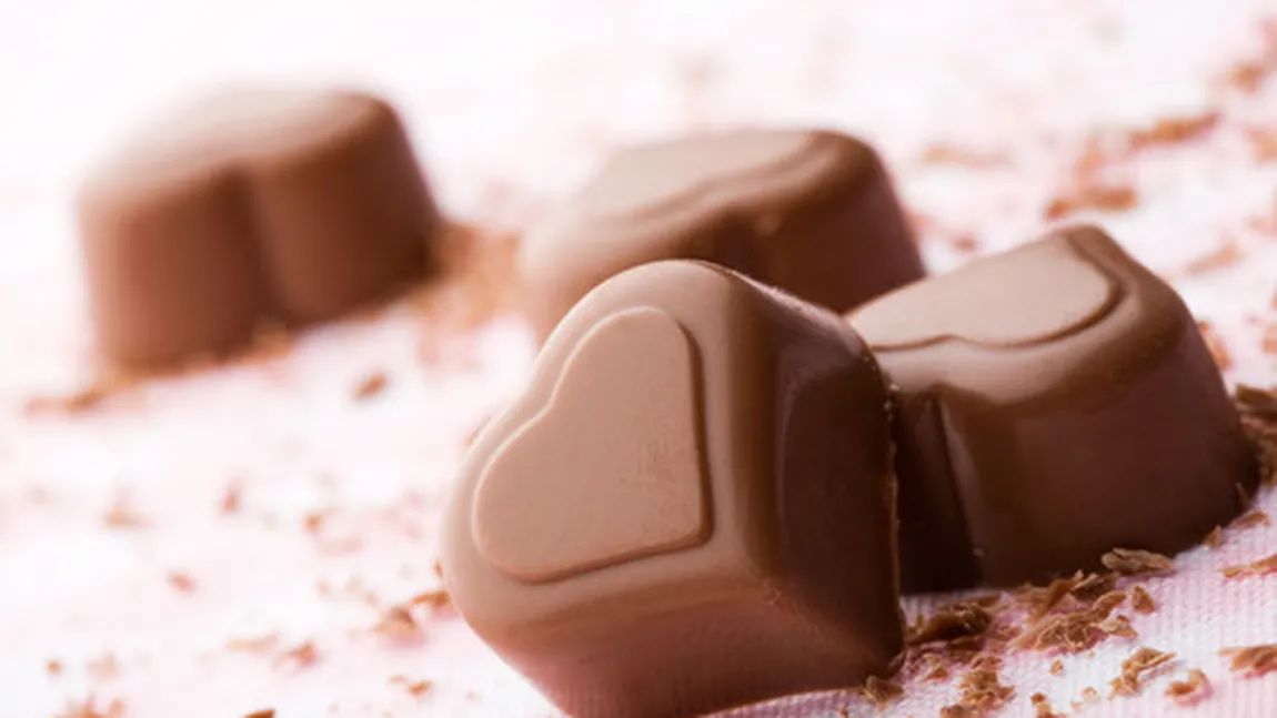 Reţetă de Ziua Îndrăgostiţilor: Sânii lui Venus, înveliţi în ciocolată