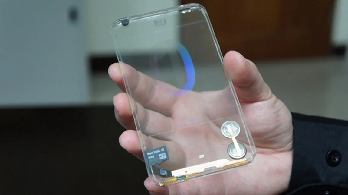 O companie taiwaneză pregăteşte un smartphone complet transparent