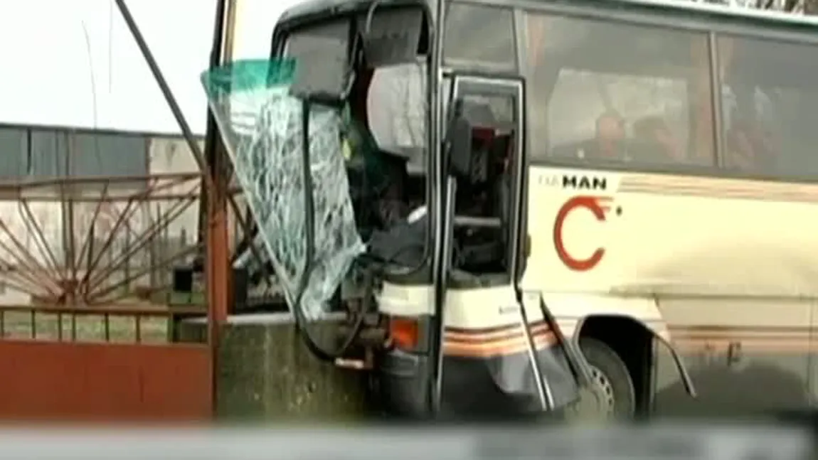 Accident cu 19 răniţi în Bulgaria. Şoferul unui autobuz a pierdut controlul volanului