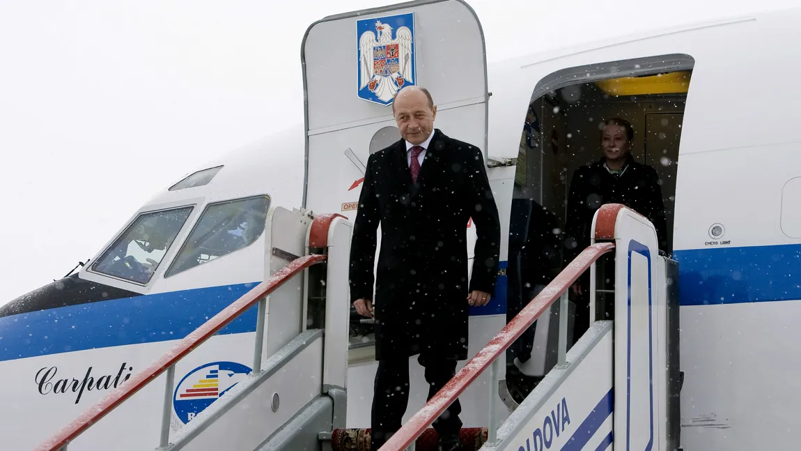 Cu ce avion va zbura Traian Băsescu. TAROM a trimis o scrisoare la Cotroceni