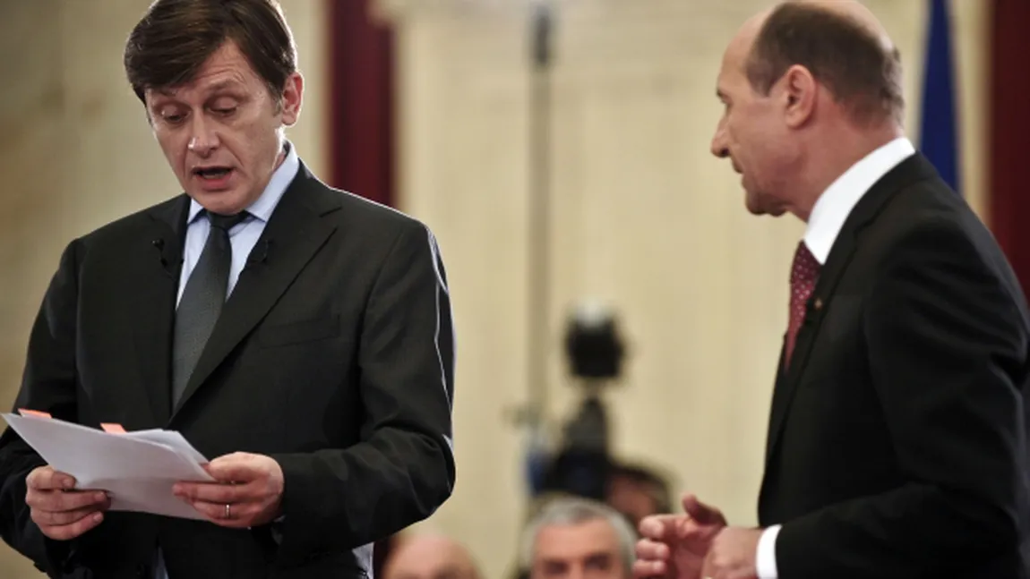 De ce crede Antonescu că Băsescu nu poate crea o mişcare de dreapta. 
