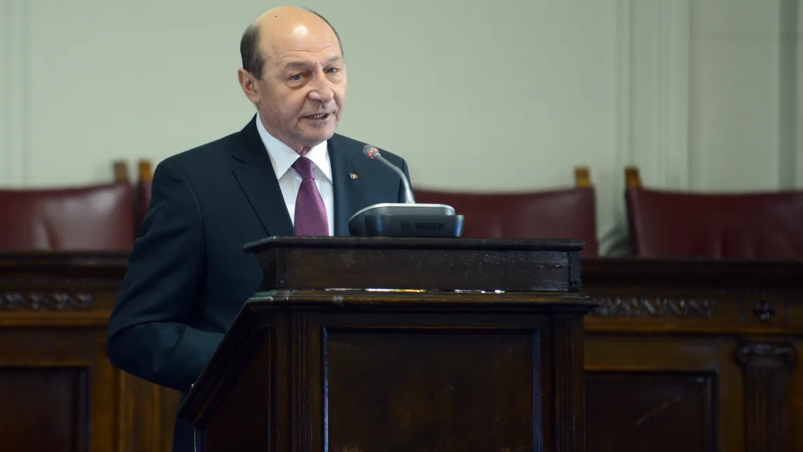 Preşedintele Băsescu i-a trimis un mesaj Papei Francisc