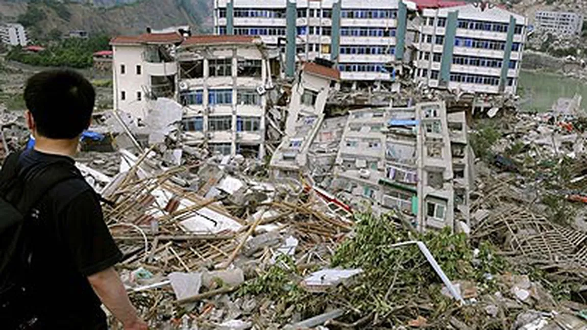 700 de case distruse şi 20 de răniţi în urma unui cutremur produs în China