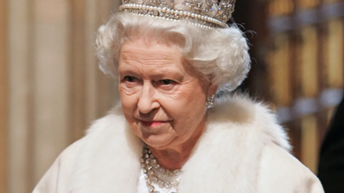 Regina Elisabeta a II-a, la prima ieşire în public după convalescenţă